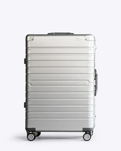 Check-in: Aluminium 28"